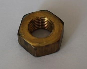 Гайка 250536 М10 латунь без покрытия гайка м10*1,5 кл.17,латунь высокая 250536 в Нижнем Новгороде